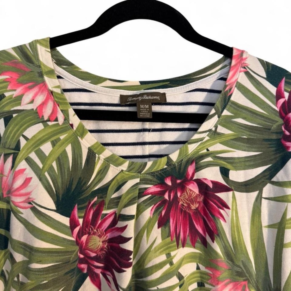 🌺 Tommy Bahama Tropical Floral & Stripe Long Sleeve Top - Relaxed Fit - Size M 🌴 - Picture 3 of 11
